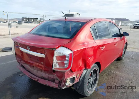 2011 Nissan Sentra 2.0 from USA, damaged, VIN 3N1AB6AP6BL666124